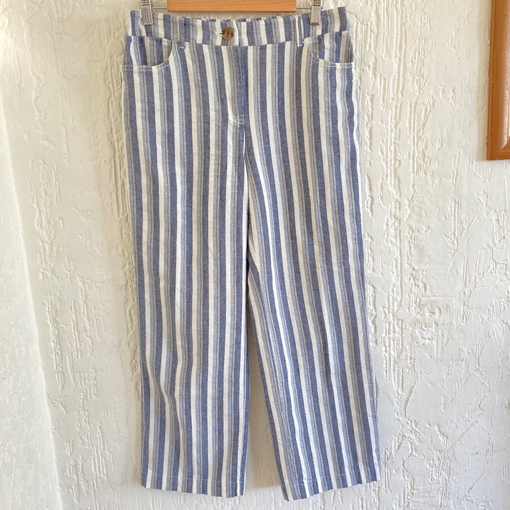 Chico’s Blue and White Striped Cotton Pants Size 0.5